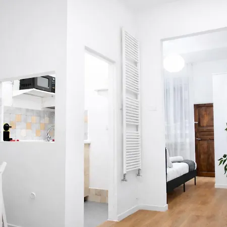 Le Erbe Tra Locali E Universitaria Apartman Genova